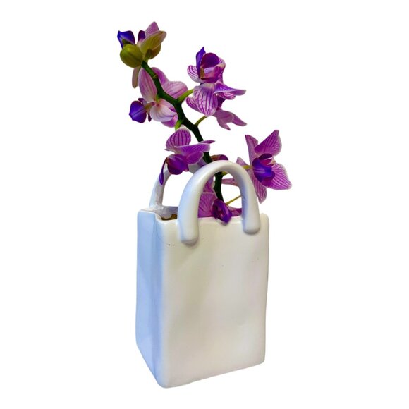Small 3-D Printed Vase in Shape of Shopping Bag - White - Picture 1 of 5